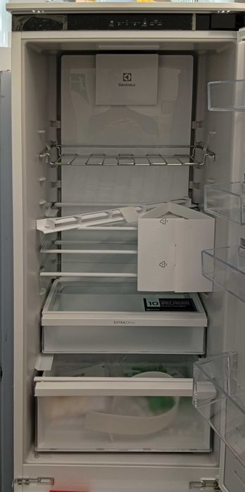 Outlet Agd: Lodówka do zabudowy Electrolux E6MNTE19S Warszawa