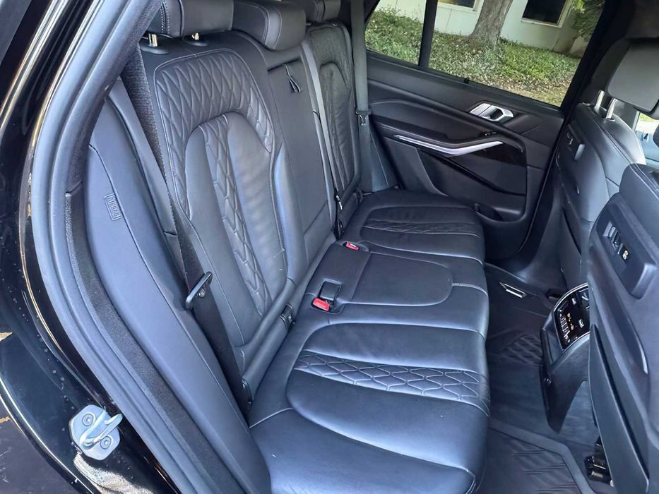 BMW X5      2019