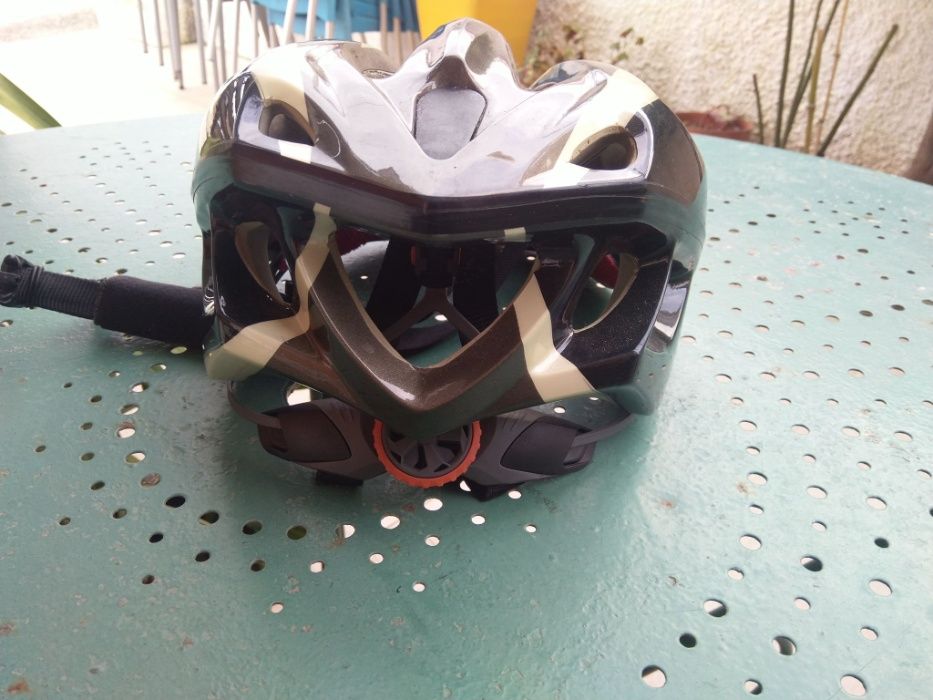 Capacete Berg - Tamanho M