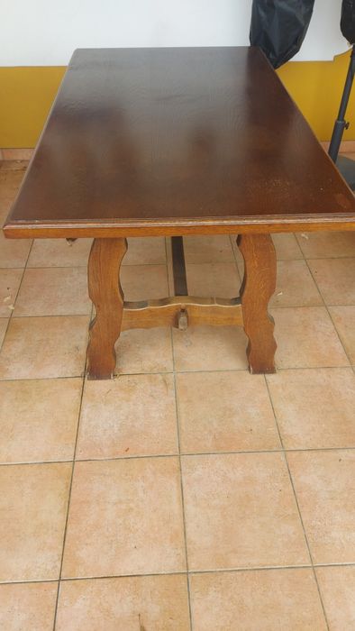 Mesa de cozinha / Sala em Carvalho