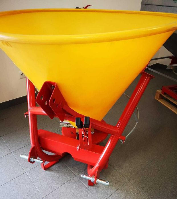 Distribuidores Adubo/Semente 300/1200Kg (Campanha Entrega S/Custos)