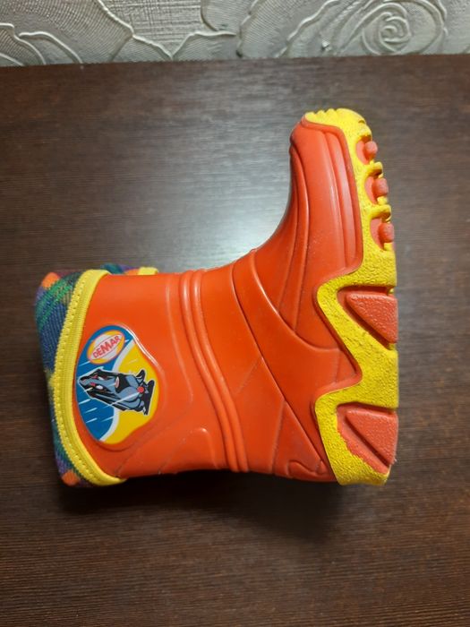 Детская обувь отдам