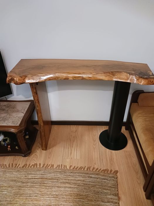 Móvel/Consola nova