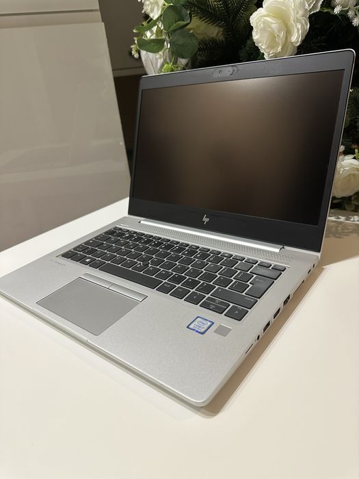 laptop HP EliteBook 830 G5 i7-8650U  32GB RAM  1TB
