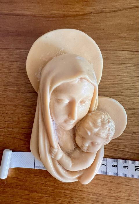 Figura da Nossa Senhora com Menino Jeus