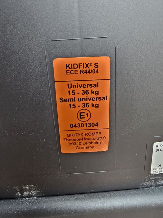 Cadeira Auto Britax Römer KIDFIX² S (15–36 kg) ISOFIX – Excelente Estado