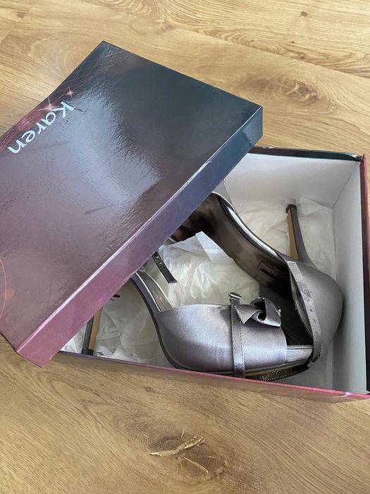 Buty damskie Karen rozm.39