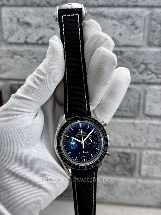 Годинник Omega Speedmaster Dark Dial Snoopy Edition Омега
