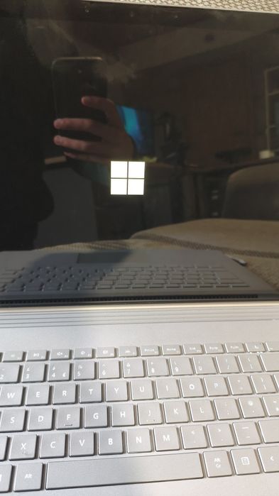 Portátil Touch Microsoft Surface Book 2