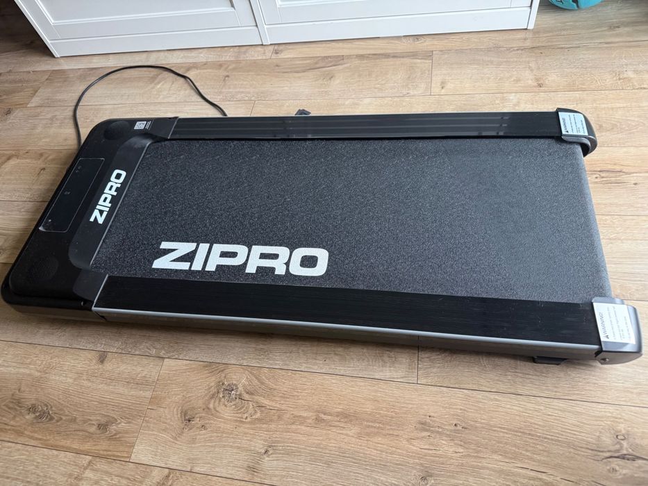 Bieżnia Zipro Yougo do chodzenia