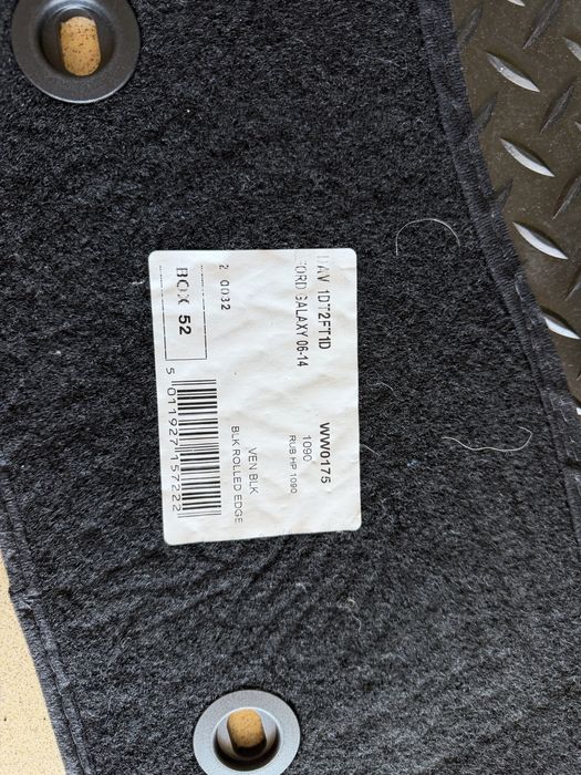 Ford Galaxy 06-14 NOWE Dywaniki Welurowe 7 os