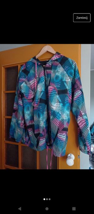Rewelacyjna kurtka wiatrówka rozmiar XL piękne kolory