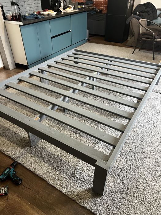 Ліжко двоспальне деревяне