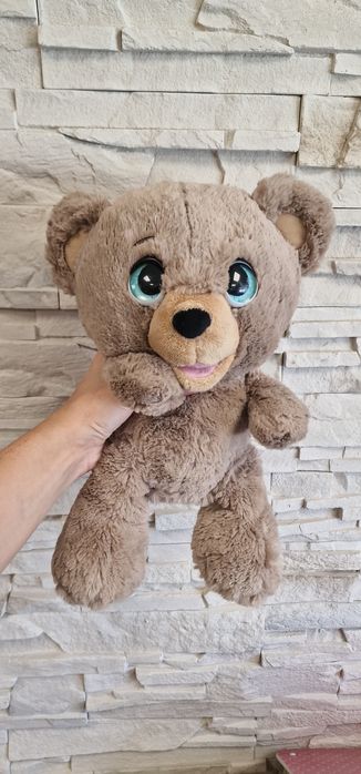 Miś Poe Ai miś opowiadający bajki