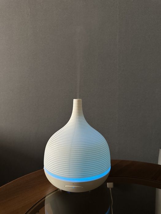 Продам аромалампу/увлажнитель воздуха