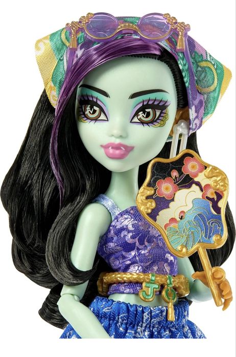 Monster High Skulltimate Secrets Jinafire Long Doll