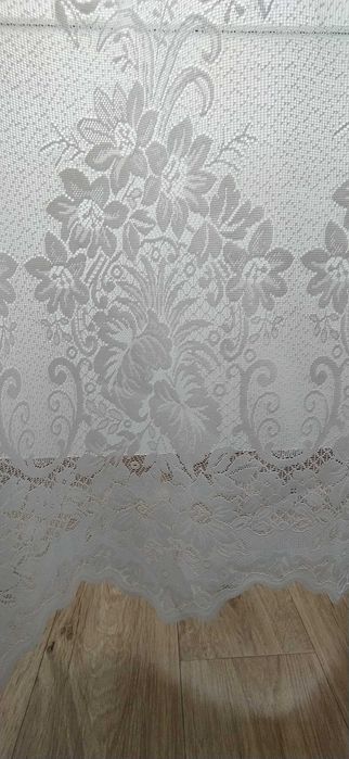 Ładna duża firana 4m x 2,30m