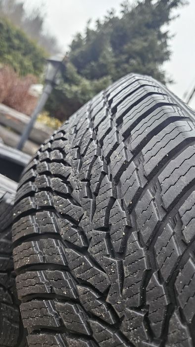 Opony zimowe NOKIAN Snoowproof 215/45 R17