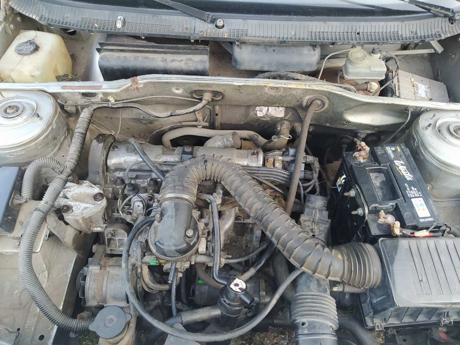 продам автомобиль Пежо 405