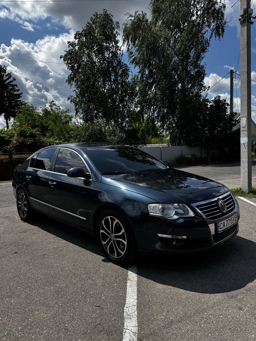 Volkswagen Passat B6 Highline 2008 року 2.0 дизель 6-ступка