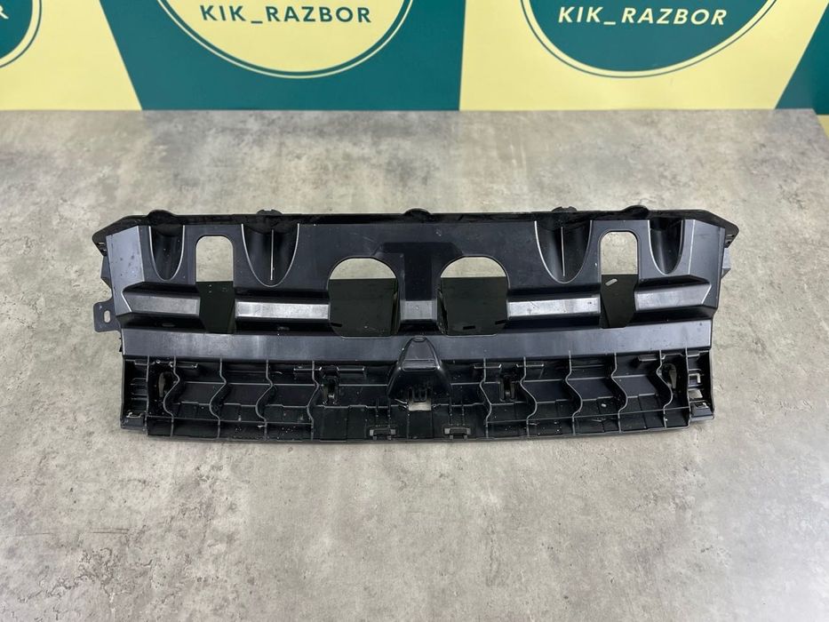 Кріплення заднього бампера (центр.) - M Paket - BMW X5 (G05)