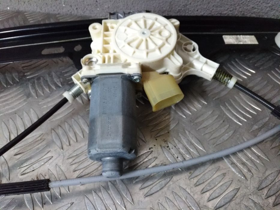 Elevador Elétrico Vidro Frente Esquerdo Bmw Serie 5 E60 E61 Lci