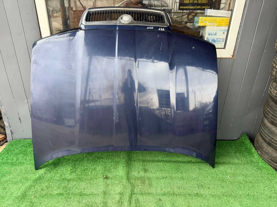 Капот Skoda Octavia tour