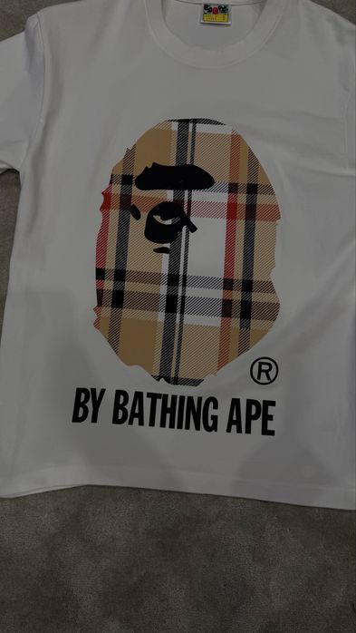 Tshirt bape x burberry