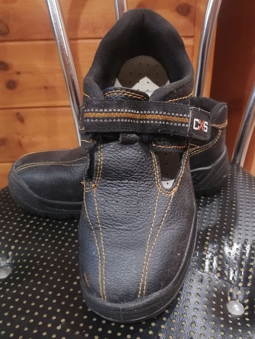 Робочі ботинки з залізним носком