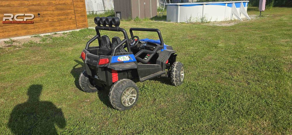 Auto na akumulator 4x4 quad dzieciecy na pilota
