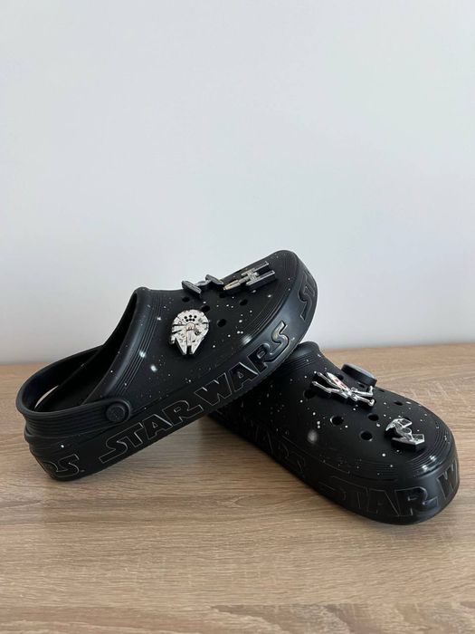 Продам оригінальні Crocs Star Wars Off Court розмір М7 W9 39(25см) є багато інших оголошень!