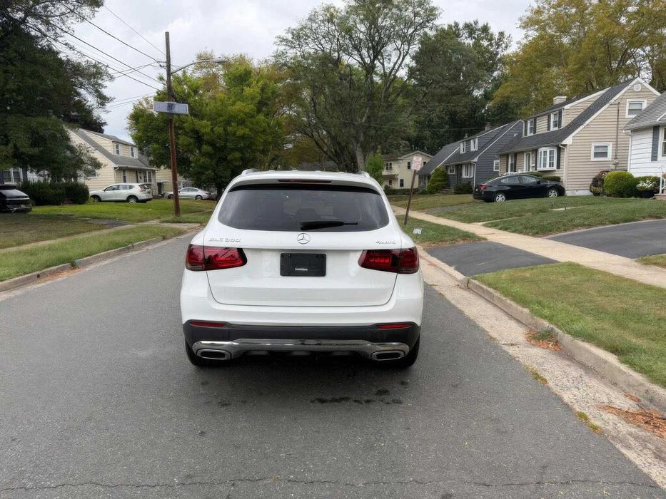 Mercedes-Benz Glc 300 4Matic      2020