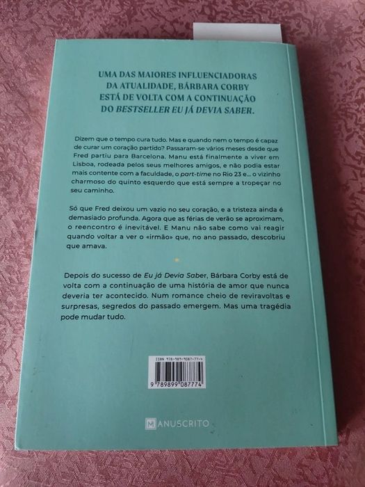 Livro "Eu já acreditei em ti"