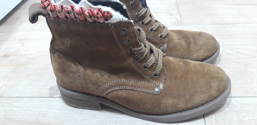 Botas pele tam.34