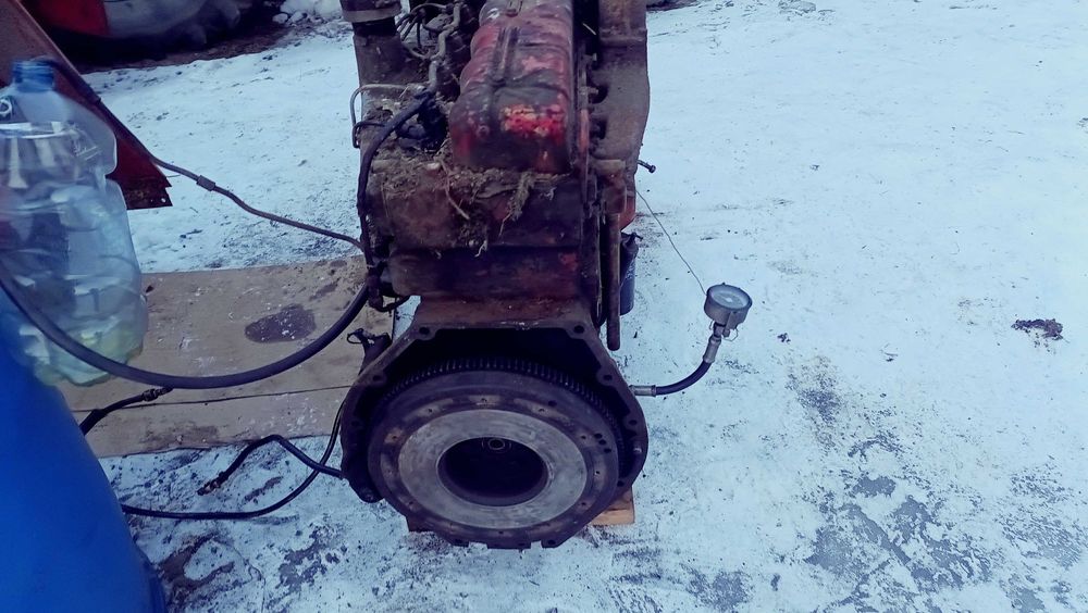 International 1046 i 1055 silnik motor DT 358 i 1056 i 955 IHC 6 cyl