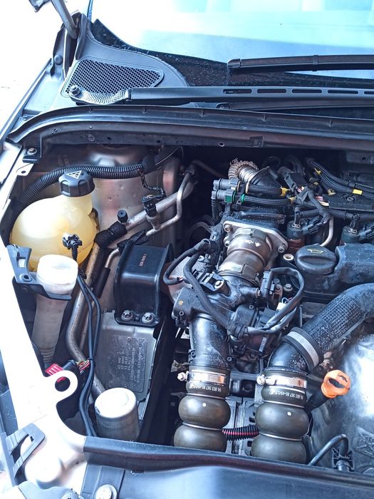 Peugeot comercial 307 HDI Turbo 1600.