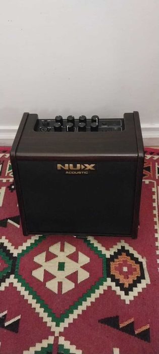 Nux-AC25  Amplificador - coluna - para Guitarra e Voz