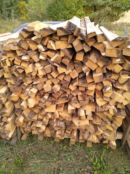 Drewno dębowe opałowe tanio z dostawą