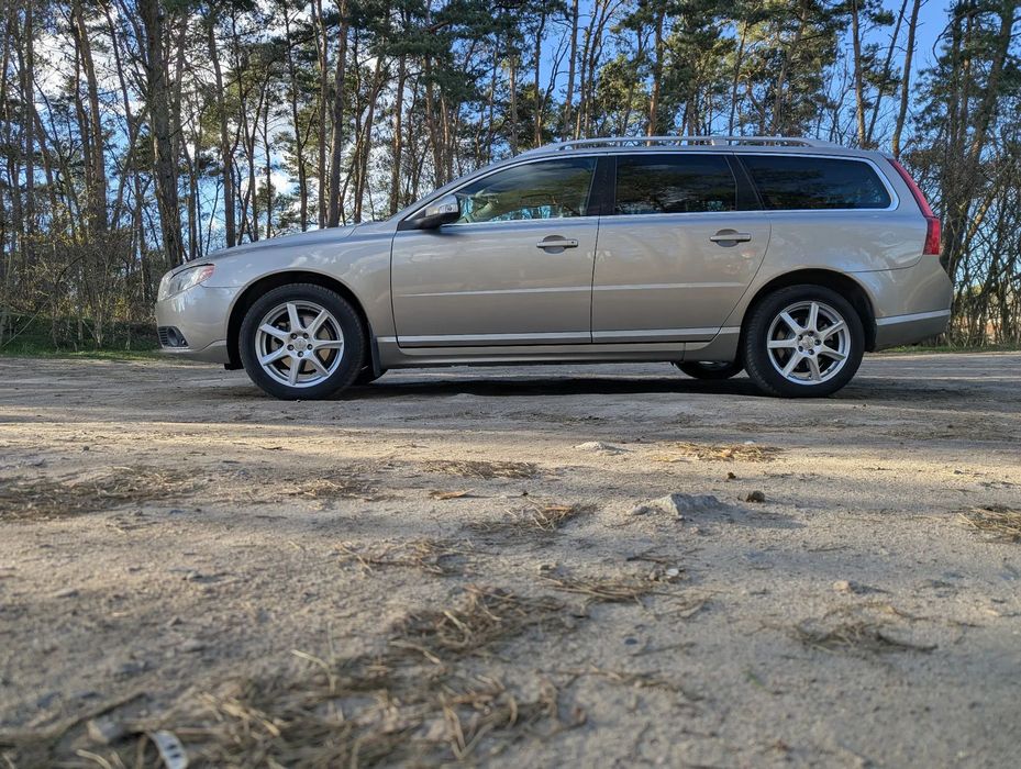 Volvo V70 Summum | Volvo V70 III 2.0 Benzyna | Doinwestowany