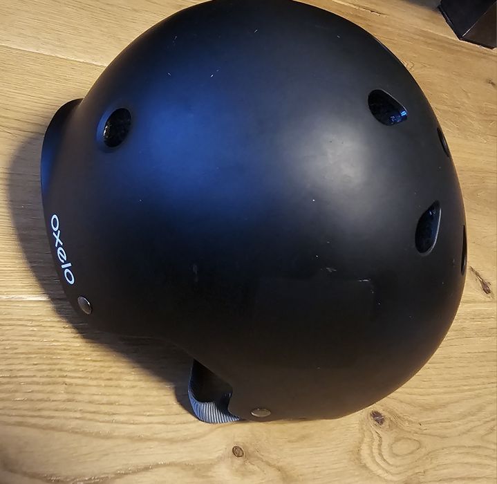 Kask sportowy oxelo