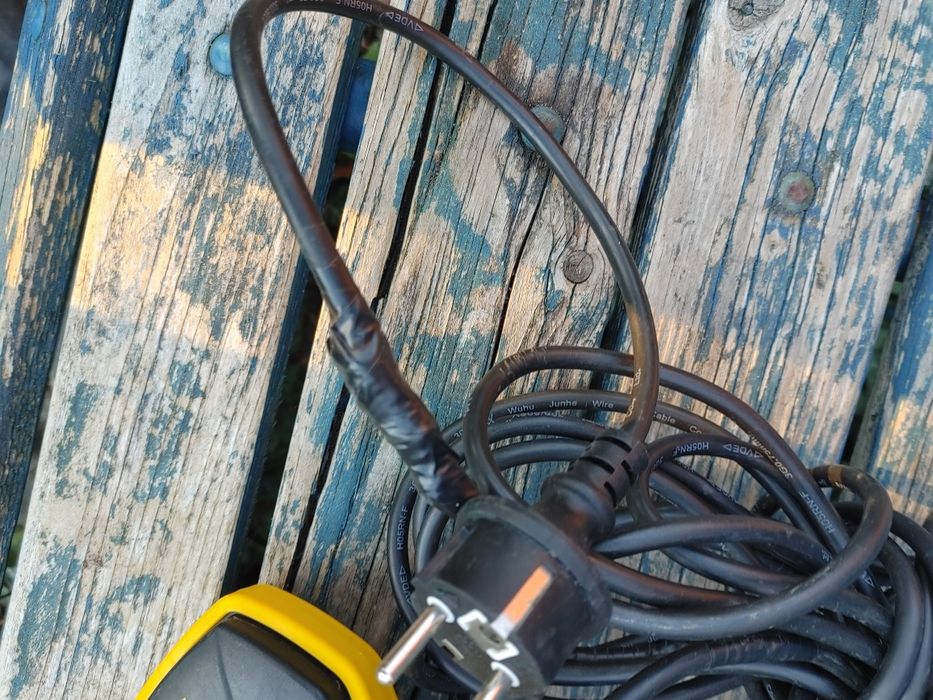 Pompa zatapialna Stanley 400W