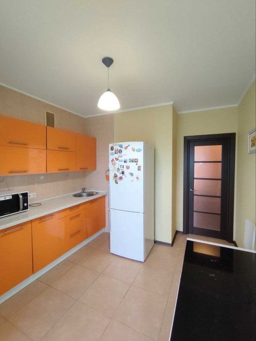 Продам однокімнатну Чайки, Лобановського,29