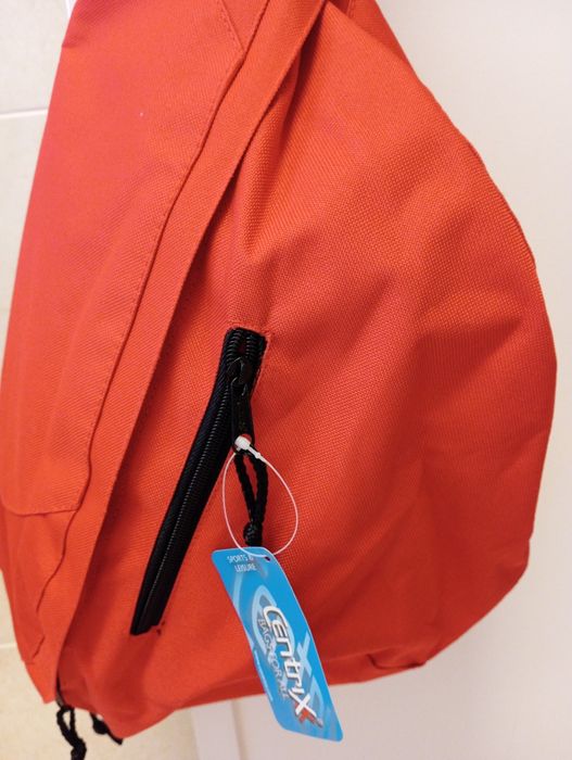 New red backpack with label64551915425026122