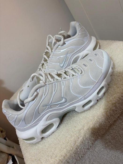 Tênis Nike Air Max Plus  38.5. ( Mulher)