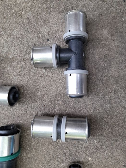 Пресс фітінг KAN під металопласт 20, 26, 32, 40