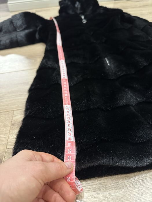 Шубка чорна штучна