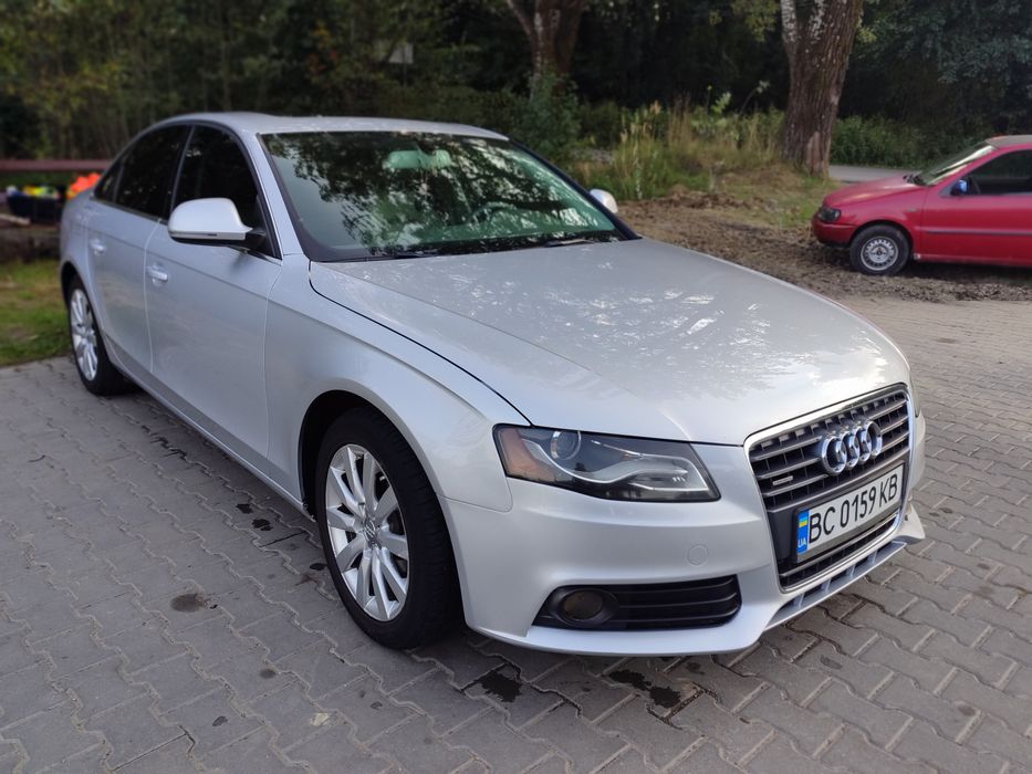 Ауді А4Б8 2.0 бенз, автомат квадро Audi A4B8 2.0 benzin Quattro