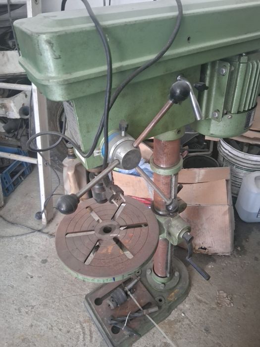 Maquina corte de ferro, aparelho soldar mig,Maquina de furar de coluna