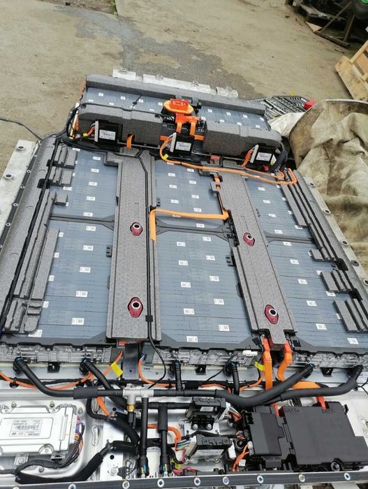 Повер банк, ДБЖ, power bank