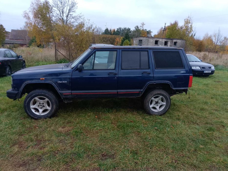 Jeep Cherokee